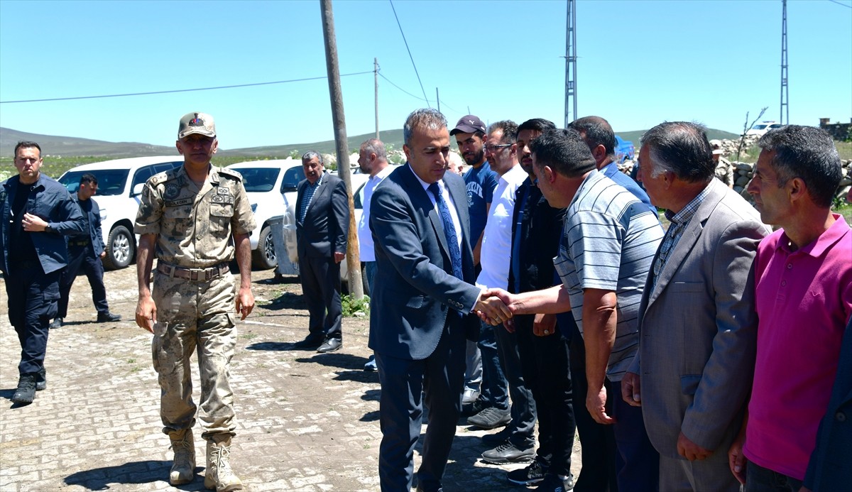 Ardahan'da merkeze bağlı Kocaköy köyünde yaşayan Felek ve Baranalp aileleri arasında 2012'de...