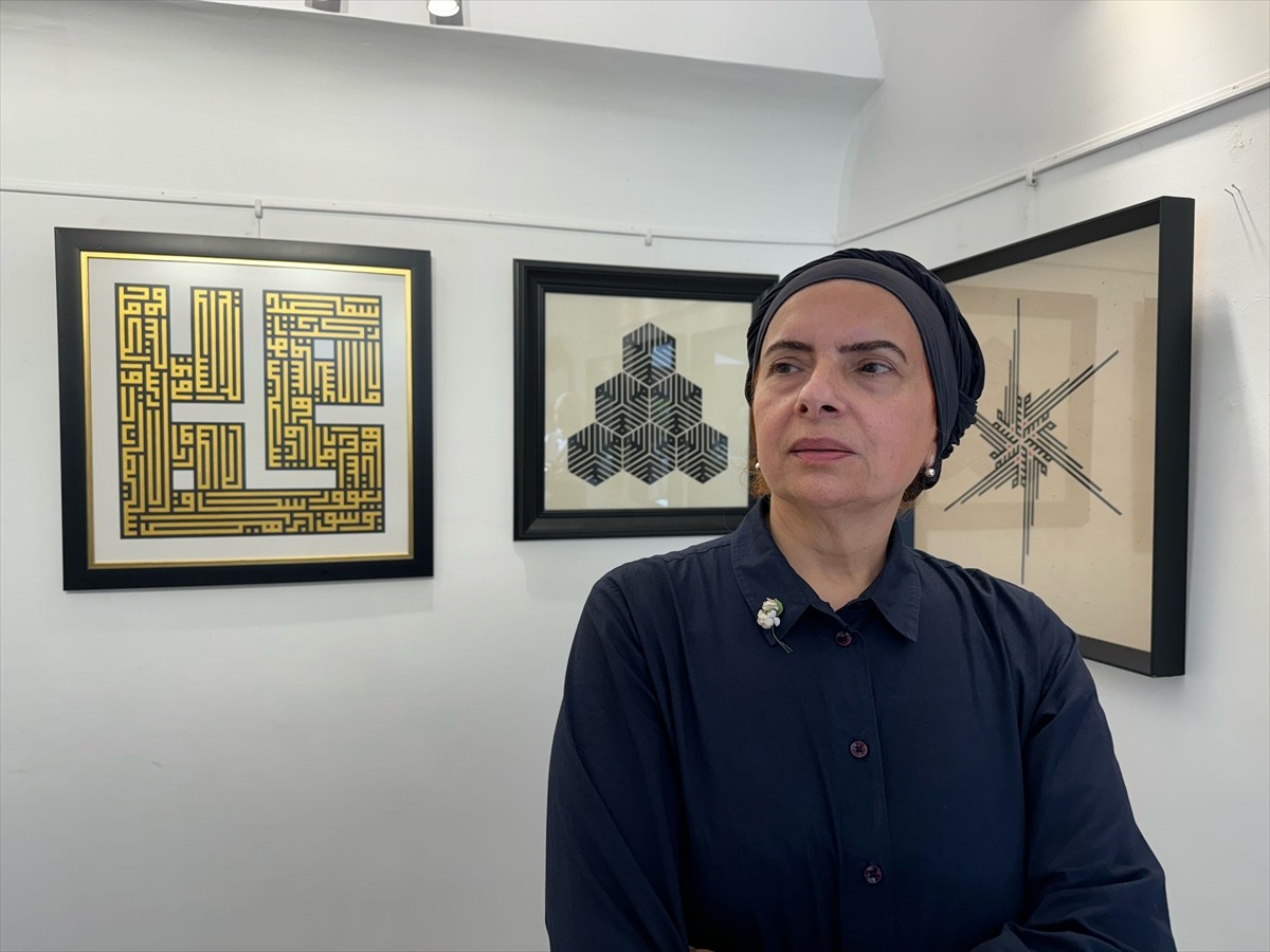 Bağımsız Sanat Vakfı, Filistin'de katledilen 10 binden fazla çocuğun isimlerini "40 Dakikada Bir"...