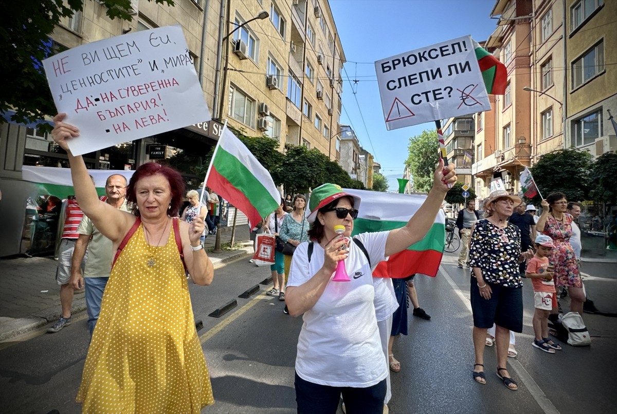 Bulgaristan’ın parasal sisteminde 1 Ocak 2026’ya planlanan avroya geçiş, başkent Sofya’da protesto...