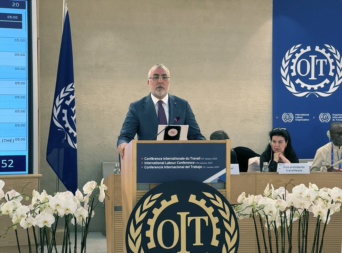 Çalışma ve Sosyal Güvenlik Bakanı Vedat Işıkhan, Uluslararası Çalışma Örgütünün (ILO), İsviçre'nin...