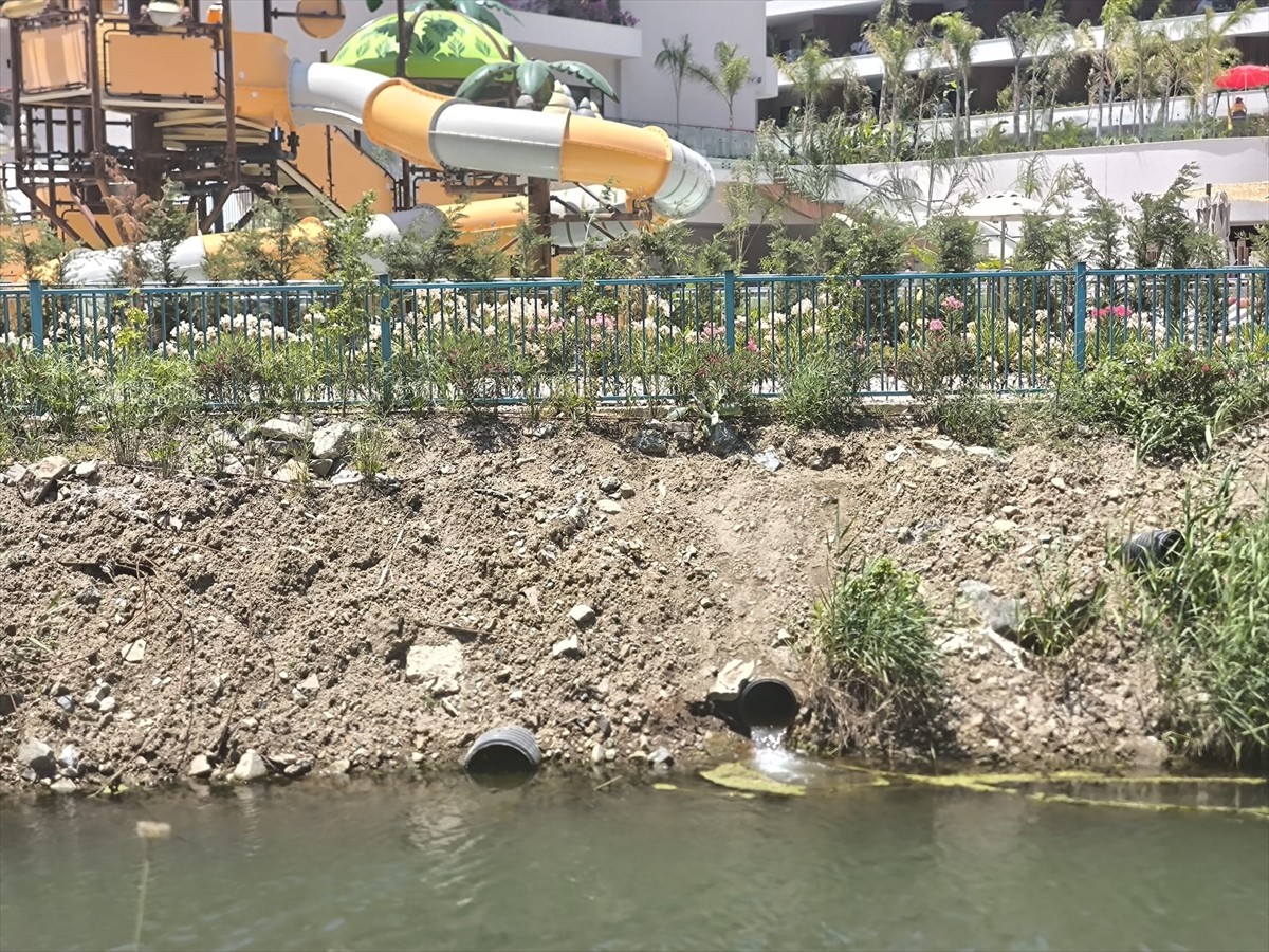 Çevre, Şehircilik ve İklim Değişikliği Bakanlığı ekipleri, Fethiye'de Özel Çevre Koruma (ÖÇK)...