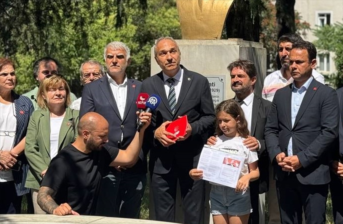 CHP Genel Başkan Yardımcısı Suat Özçağdaş, 2024-2025 eğitim öğretim yılına ilişkin...