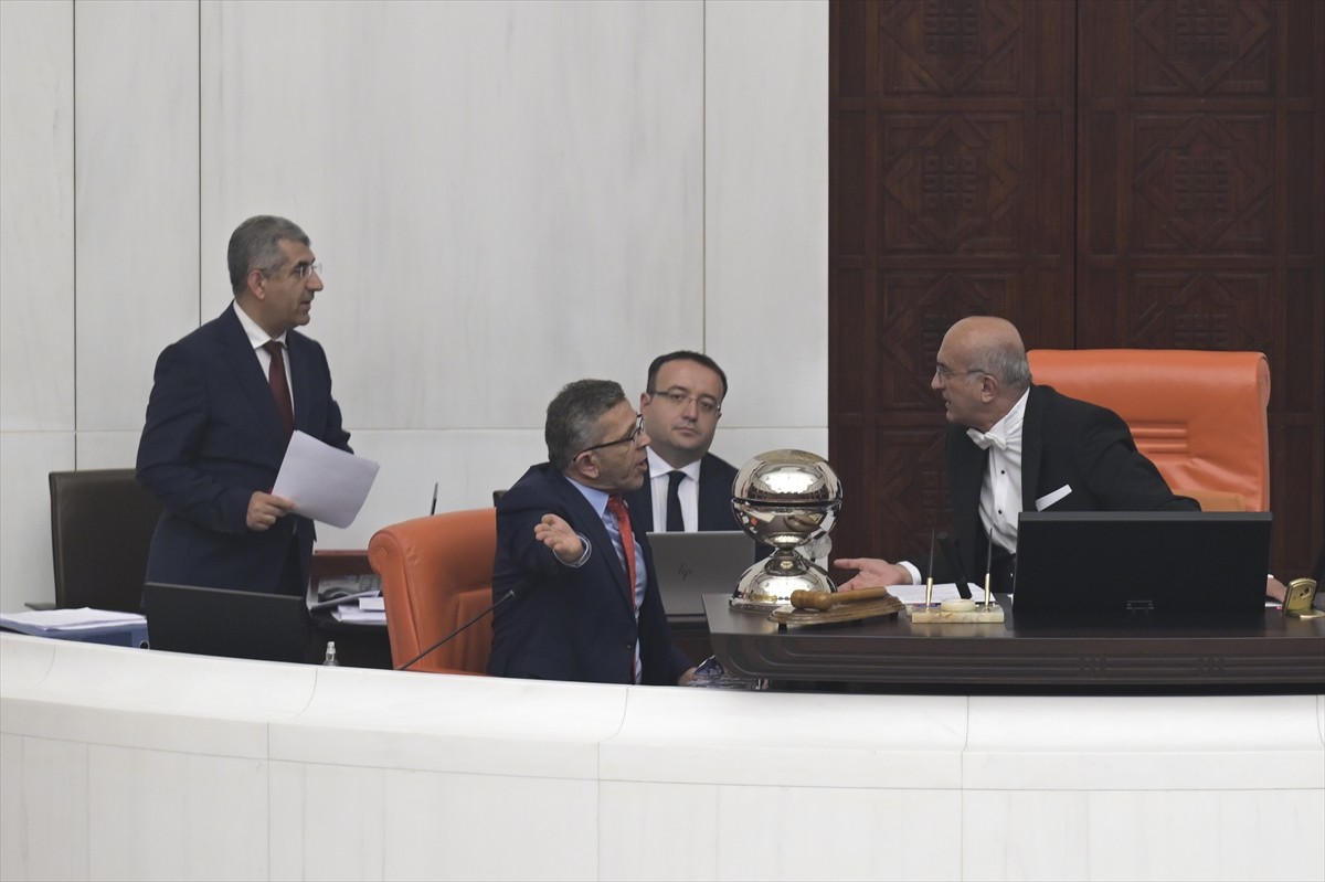 DEM Parti Mardin Milletvekili George Aslan'ın TBMM Genel Kurulu'nda yaptığı konuşma üzerine çıkan...