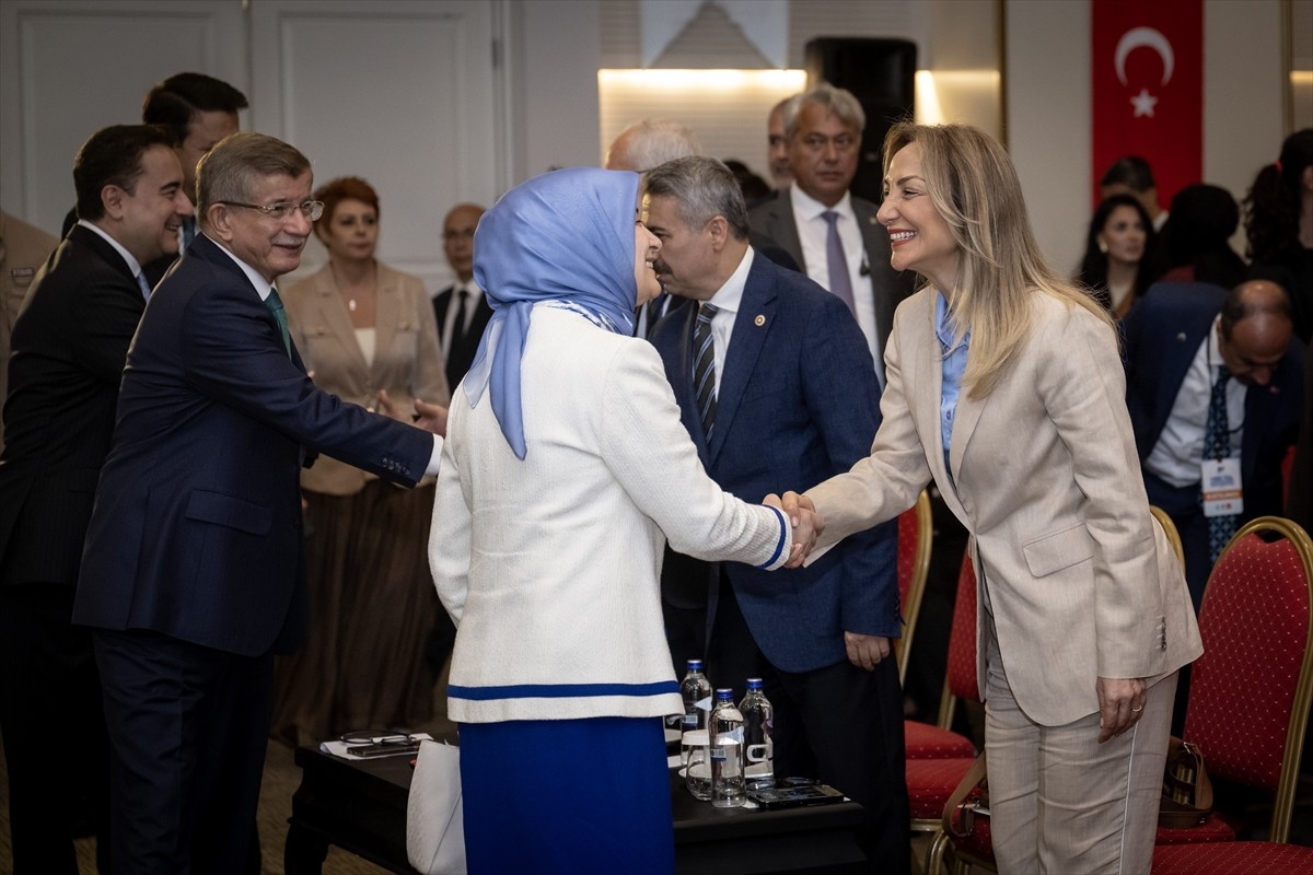 DEVA, Gelecek ve Saadet partilerinin kurduğu Yeni Yol Partisi, madde bağımlılığıyla mücadelede...