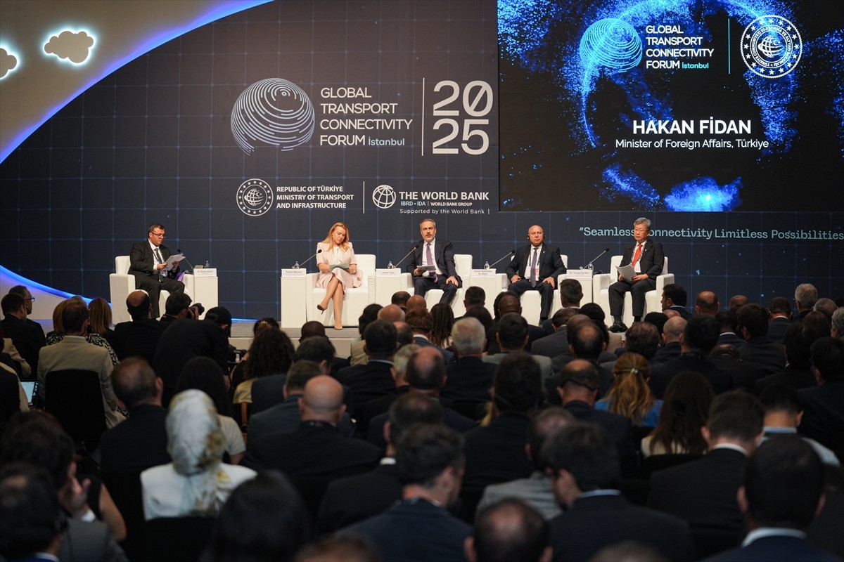 Dışişleri Bakanı Hakan Fidan, İstanbul Lütfi Kırdar Uluslararası Kongre ve Sergi Sarayı'nda...