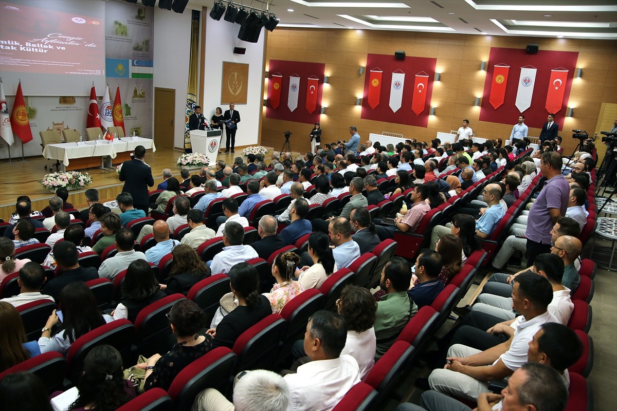 Dünyaca ünlü Kırgız yazar Cengiz Aytmatov'un ölümünün 17. yılına ithafen düzenlenen etkinlikler...