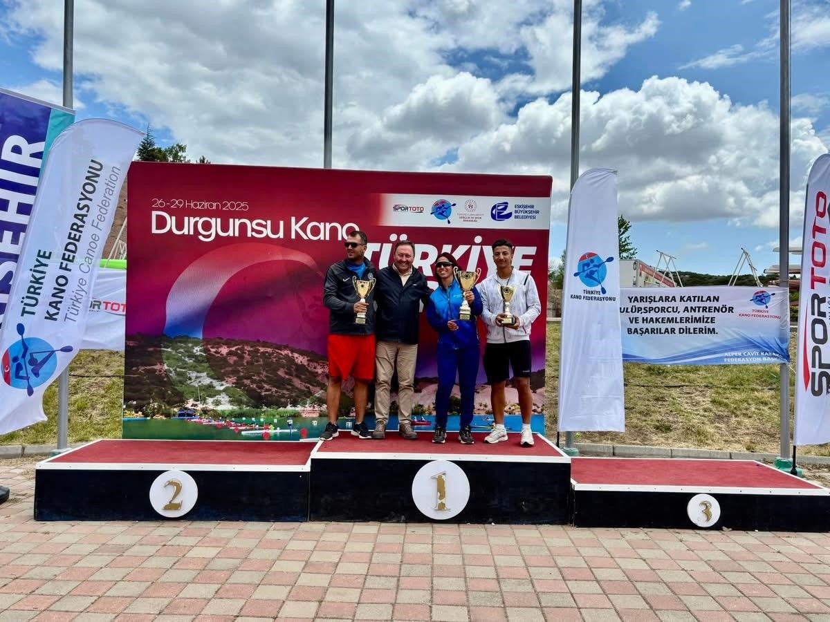 Eskişehir'de düzenlenen Durgunsu Kano Türkiye Şampiyonası, yarışların tamamlanmasının ardından...