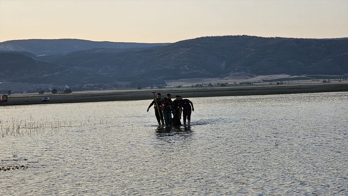Gaziantep'in İslahiye ilçesinde serinlemek için girdiği barajda kaybolan çocuğun cansız bedenine...