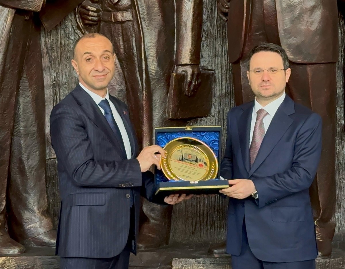 Hakimler ve Savcılar Kurulu (HSK) üyeliğine atanan İstanbul Adli Yargı İlk Derece Mahkemesi Adalet...