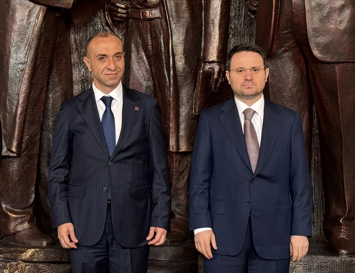 Hakimler ve Savcılar Kurulu (HSK) üyeliğine atanan İstanbul Adli Yargı İlk Derece Mahkemesi Adalet...