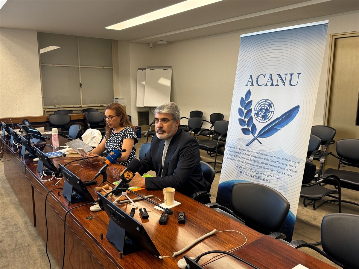 İran'ın Birleşmiş Milletler (BM) Cenevre Ofisi nezdinde Daimi Temsilcisi Büyükelçi Ali Bahreini...