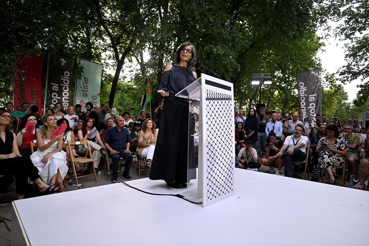 İspanya'da sol koalisyon hükümetinin küçük ortağı Sumar ittifakı, İsrail’in Gazze’deki soykırımına...