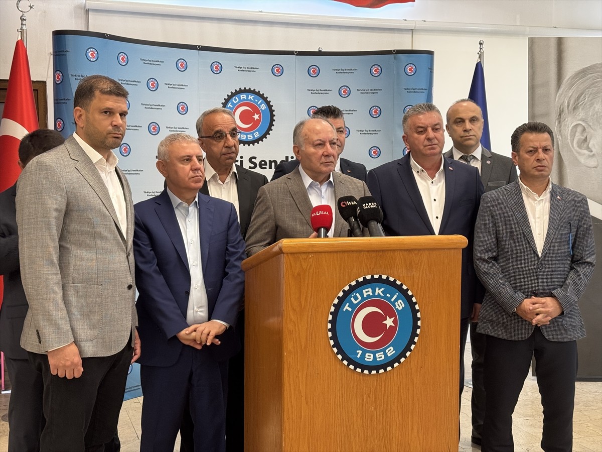 Kamudaki 600 bine yakın işçiyi ilgilendiren Kamu Toplu İş Sözleşmeleri Çerçeve Protokolü...