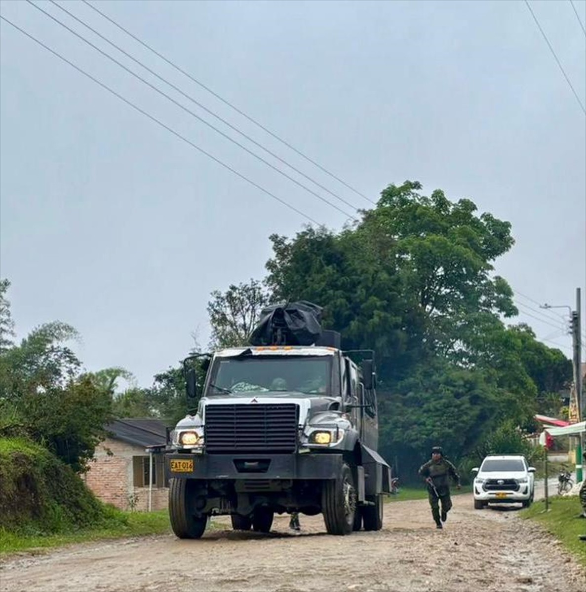 Kolombiya'da 22 Haziran’da alıkonulan 57 asker, ordunun düzenlediği operasyon sonucu sağ salim...