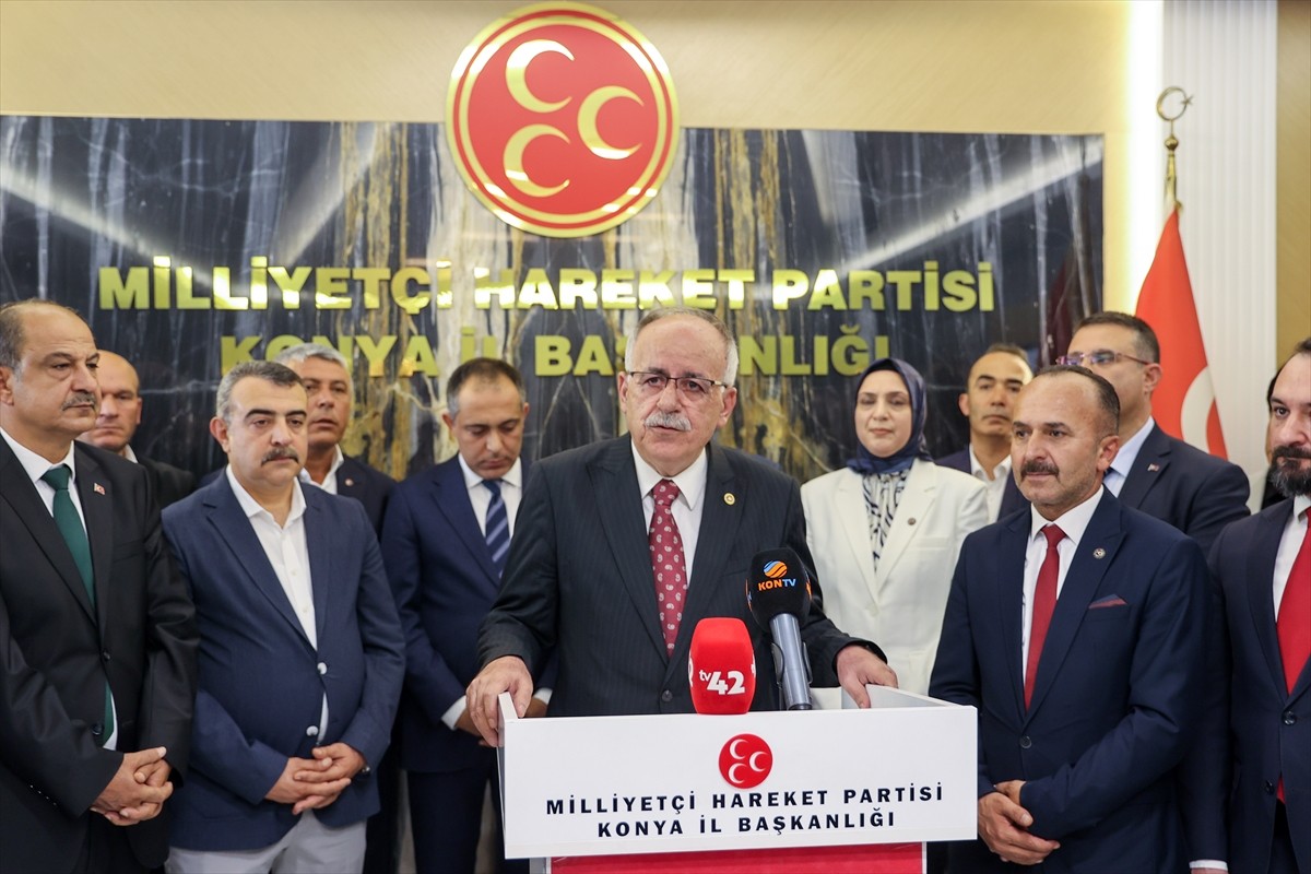 MHP Genel Başkan Yardımcısı Mustafa Kalaycı, partisinin Konya il başkanlığı binasında düzenlenen...