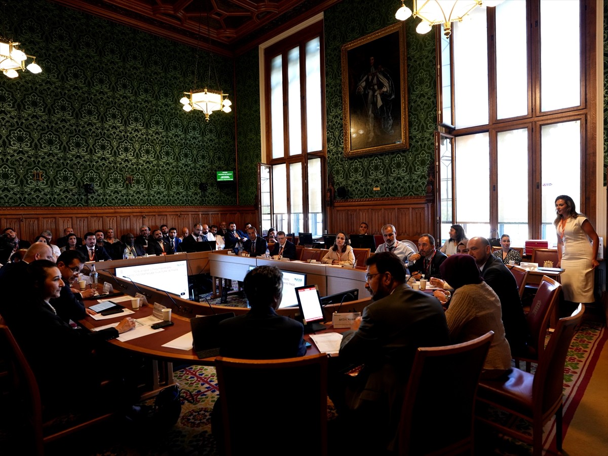 Müstakil Sanayici ve İşadamları Derneği (MÜSİAD) İngiltere tarafından iki ülke arasındaki...