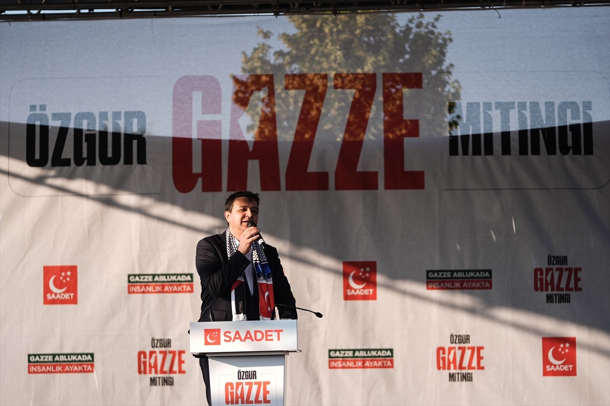 Saadet Partisince, İsrail'in Gazze'deki saldırılarına ve ablukasına karşı Üsküdar'da "Gazze...