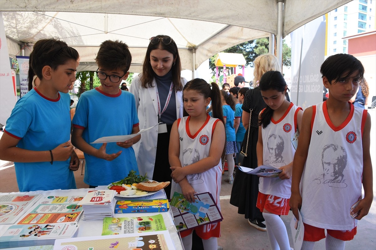 Samsun'un Atakum ilçöesinde, İl Sağlık Müdürlüğü, Milli Eğitim Müdürlüğü, Gençlik Spor İl...