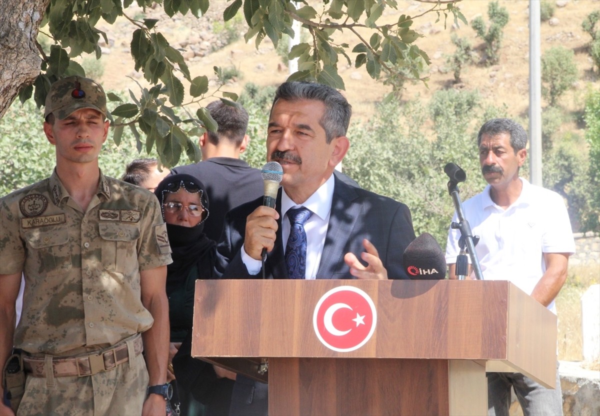 Şırnak'ın Güçlükonak ilçesinin Çevrimli köyünde terör örgütü PKK tarafından 10 Haziran 1990'da...