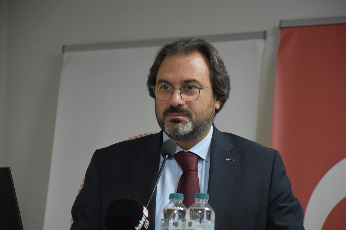 Trabzon'da "Sağlık Kimlik Bilekliği Uygulaması" kapsamında hemodiyaliz ve onkoloji hastalarına...