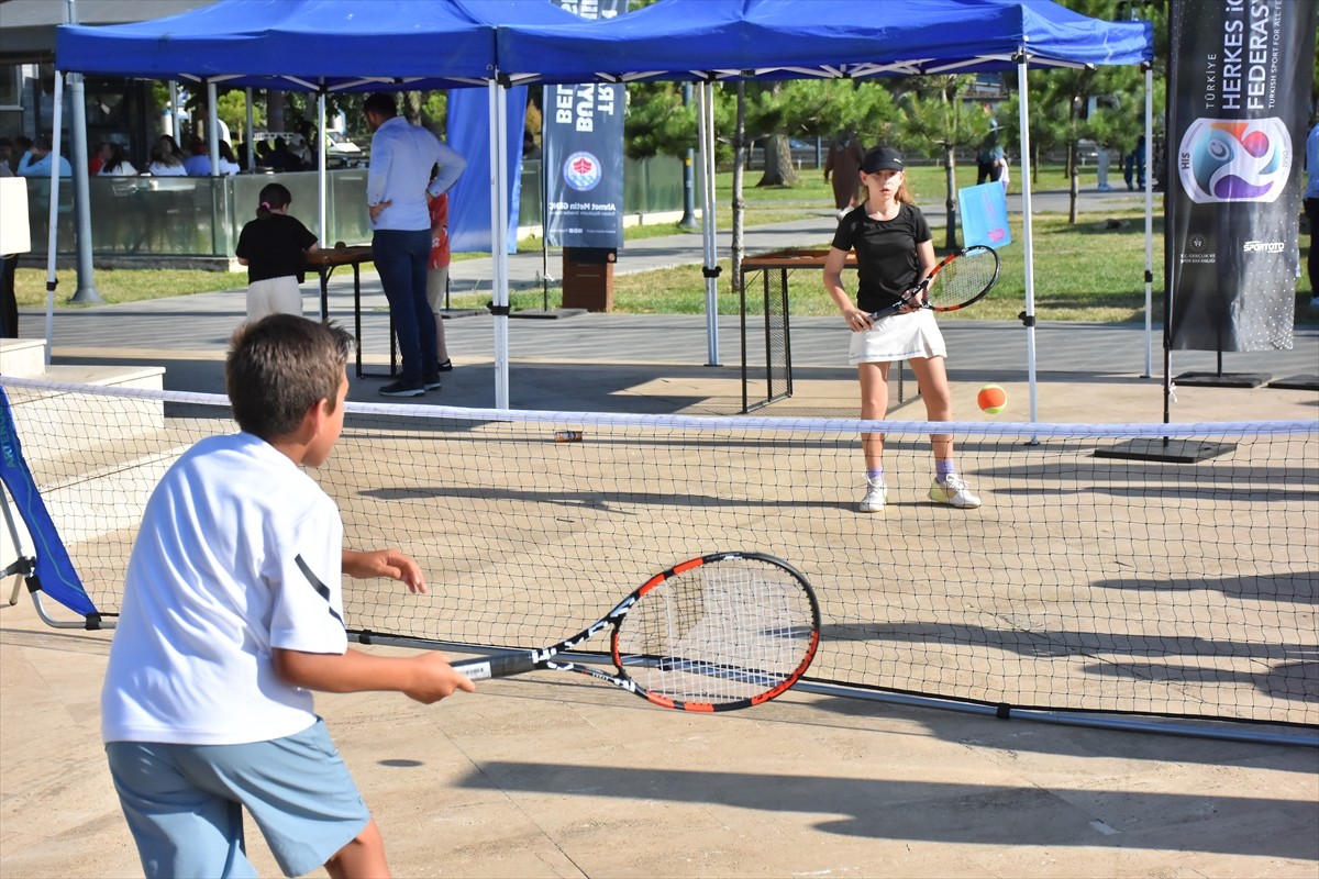 Trabzon'un Ortahisar ilçesinde, "Uluslararası Uyuşturucu Kullanımı ve Kaçakçılığı ile Mücadele...