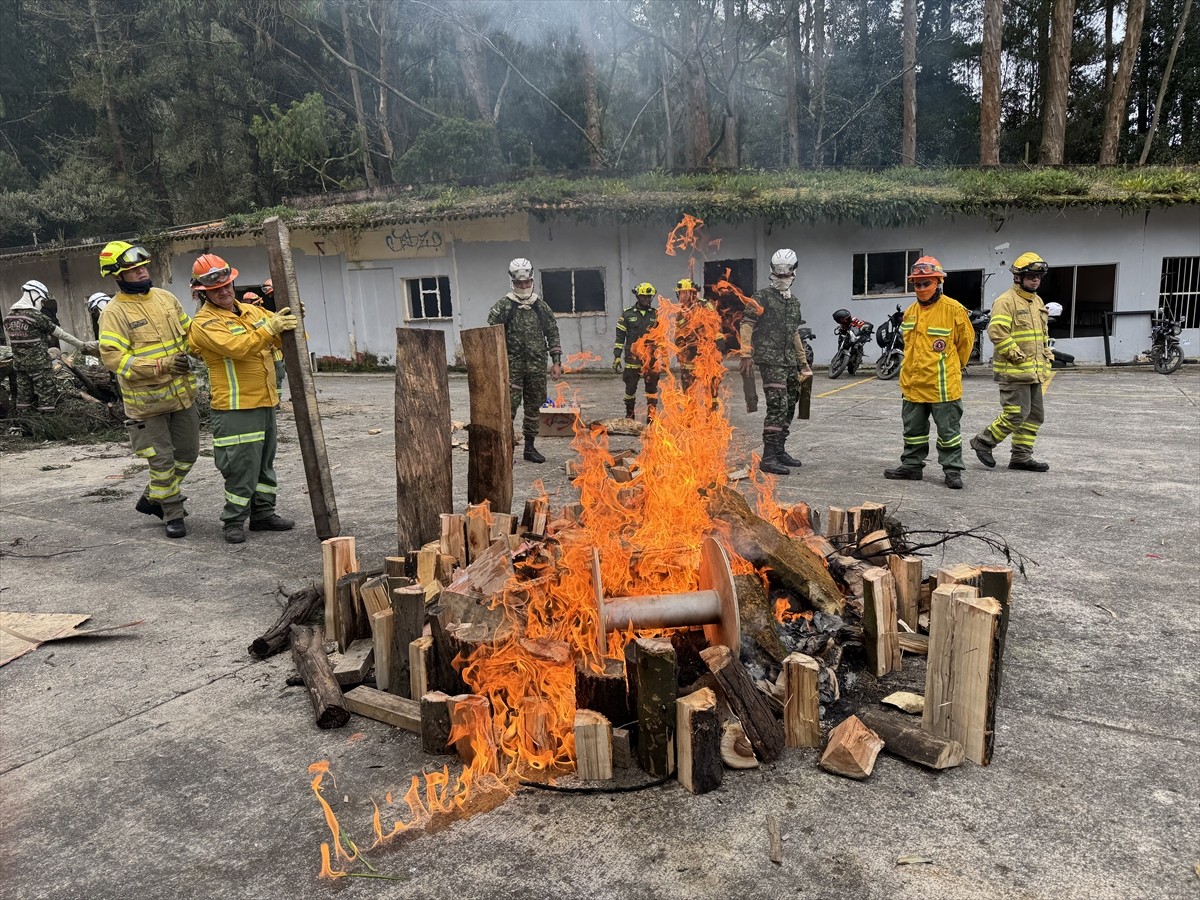 Türk İşbirliği ve Koordinasyon Ajansı Başkanlığı (TİKA) ve Konya Büyükşehir Belediyesi İtfaiye...