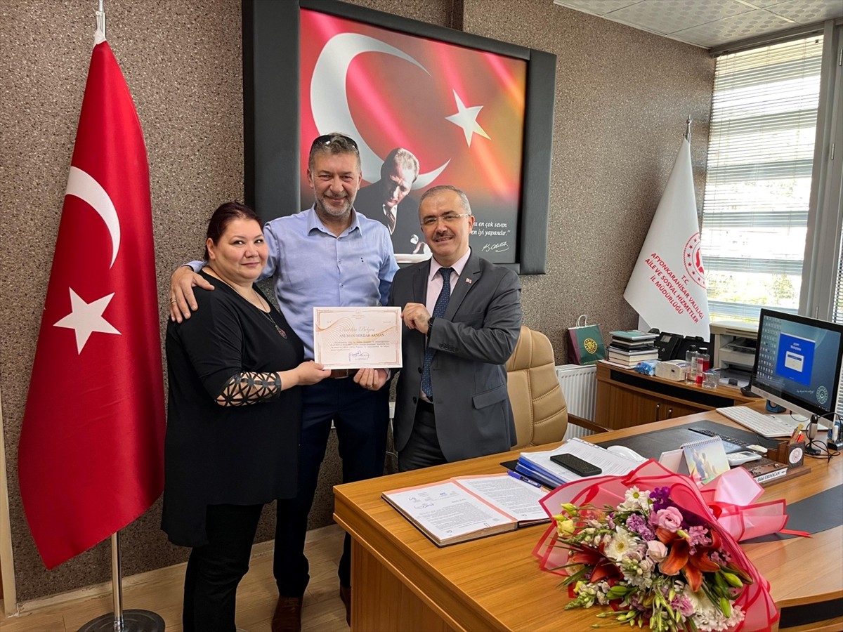 Türkiye'de ilk kez uygulanan "Geçici Koruyucu Aile Hizmeti" modelinden yararlanan ilk bebek Asel...