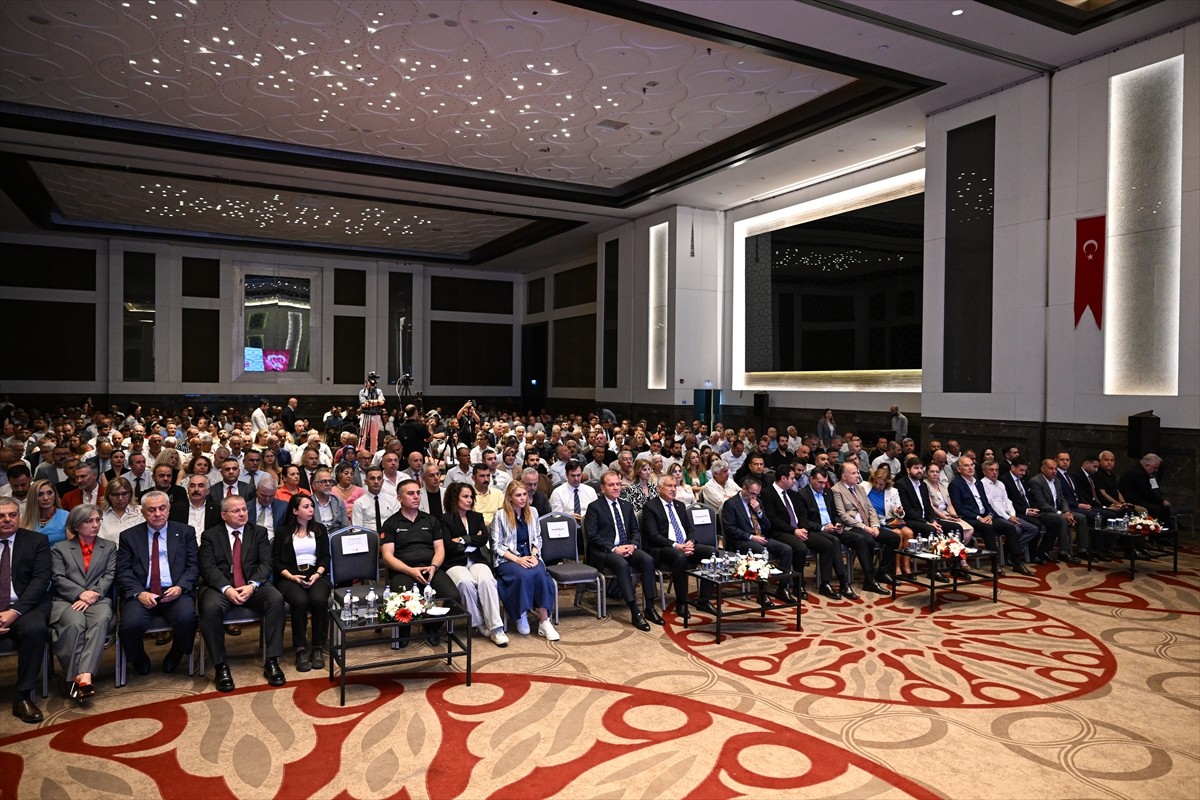 Türkiye Belediyeler Birliği (TBB) ve Adana Büyükşehir Belediyesi işbirliğiyle "Başka Bir Su...