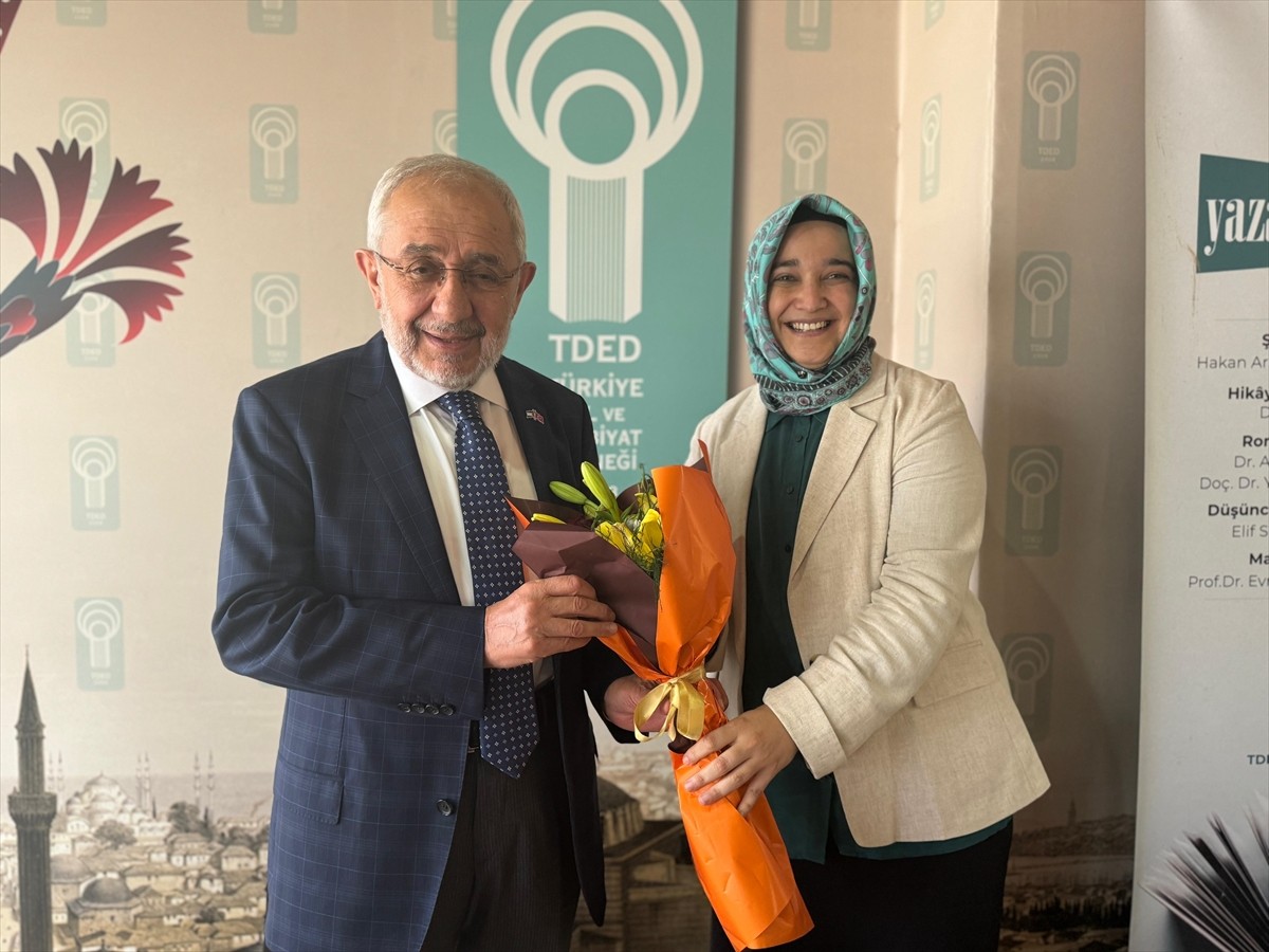 Türkiye Dil ve Edebiyat Derneği (TDED) tarafından düzenlenen "TDED Yazarlık Mektebi", "Çocuk...