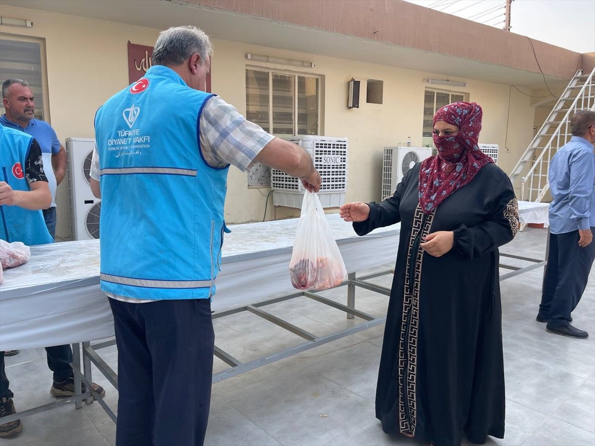 Türkiye Diyanet Vakfı (TDV) ile Diyanet İşleri Başkanlığı, Irak'ın Kerkük kentinde ihtiyaç sahibi...
