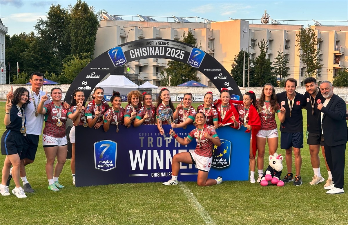 Türkiye Kadın Milli Takımı, 2025 Avrupa 7'li Ragbi Trophy Serisi'nin 2. ayağında da şampiyon...