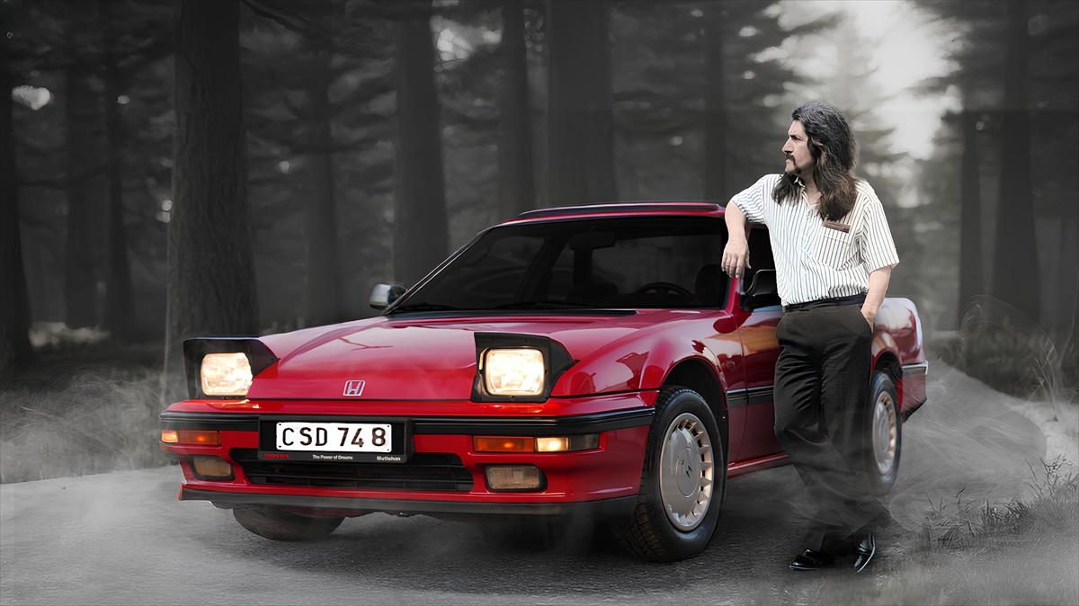 Ünlü sanatçı Barış Manço'nun otomobili, 12-14 Haziran'da Marmara Park AVM'de sergilenecek.