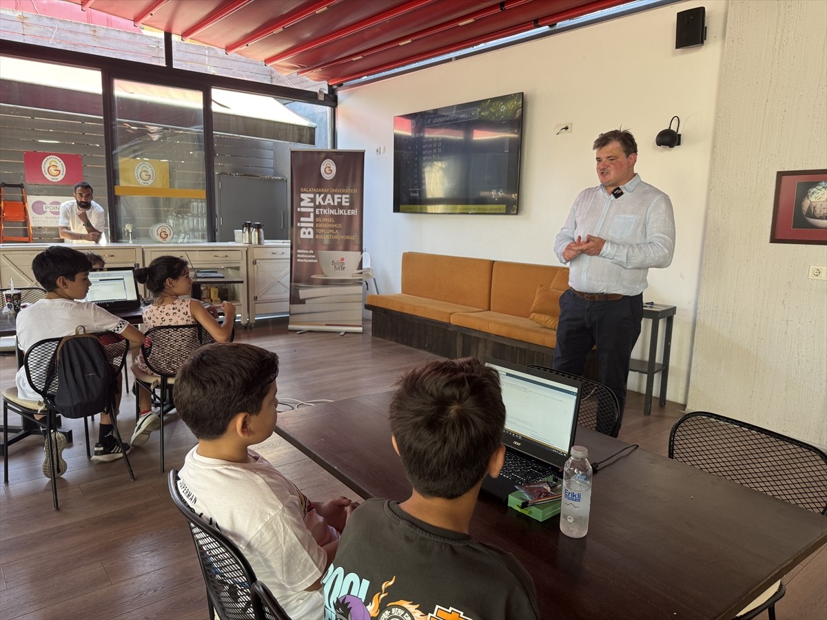 Yükseköğretim Kurulu (YÖK) Bilim İletişimi Ofisince koordine edilen ve 81 ilde bilim iletişiminin...