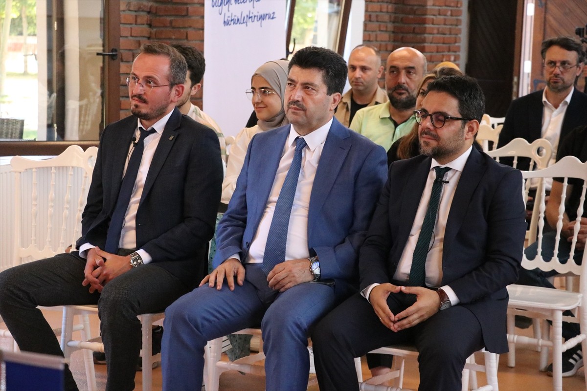 Yükseköğretim Kurulu (YÖK) ile Sakarya Uygulamalı Bilimler Üniversitesi (SUBÜ) işbirliğinde...