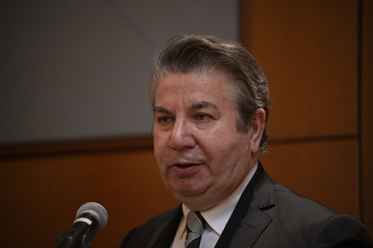 ABD'nin başkentinde bulunan Türkiye'nin Washington Büyükelçiliğinde, 15 Temmuz hain darbe...