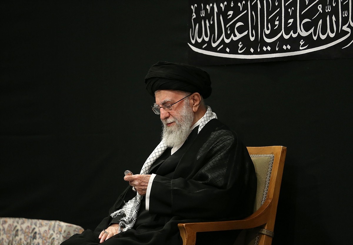 ABD ve İsrail'in tehdit ettiği İran lideri Ayetullah Ali Hamaney, İsrail ile savaşın ardından ilk...