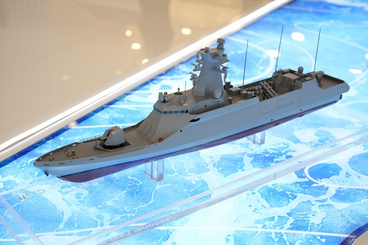 Anadolu Ajansı'nın (AA) "Global İletişim Ortağı" olduğu 17. Uluslararası Savunma Sanayii Fuarı...