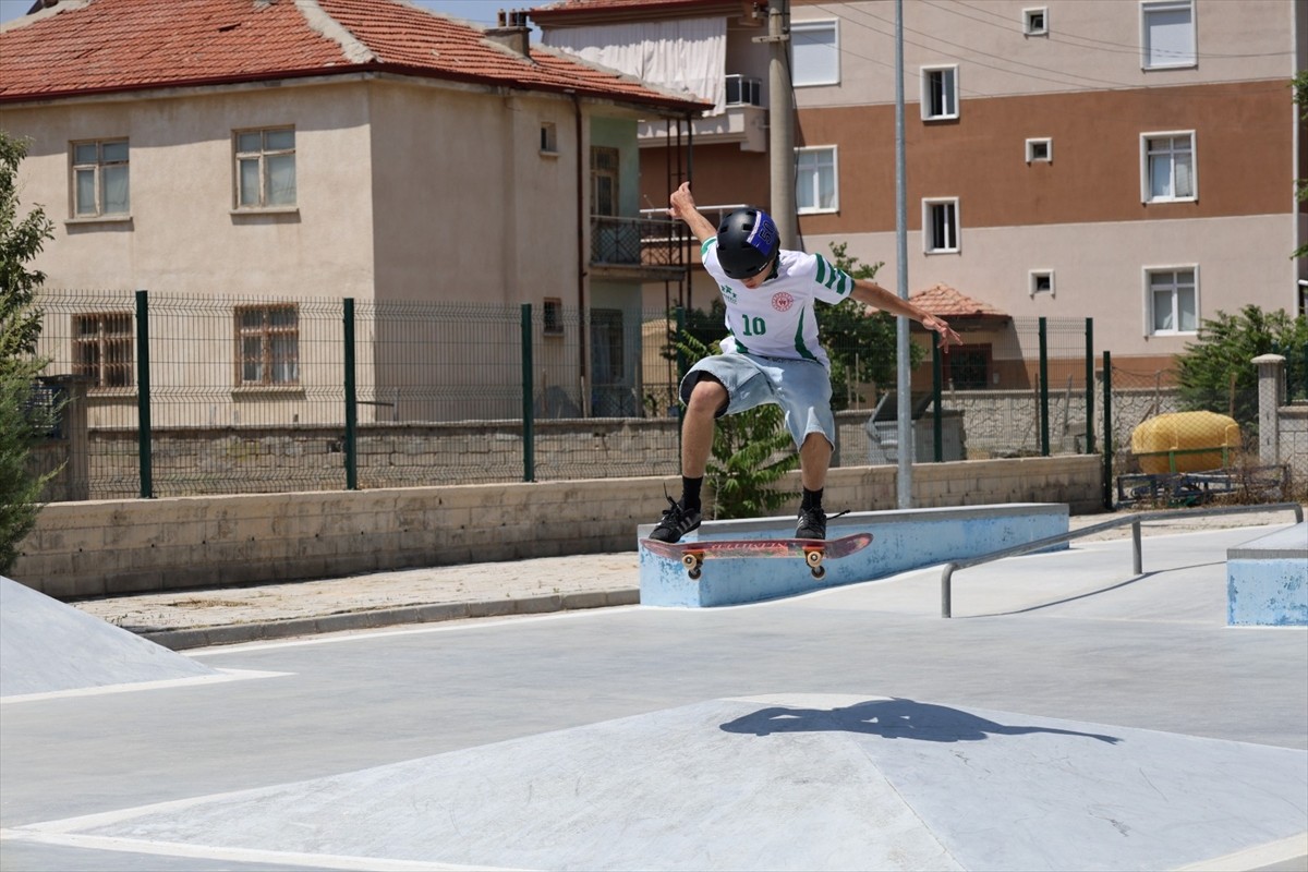 Anadolu Yıldızlar Ligi (ANALİG) Kaykay Türkiye Birinciliği Yarışları, Karaman'da düzenlendi....