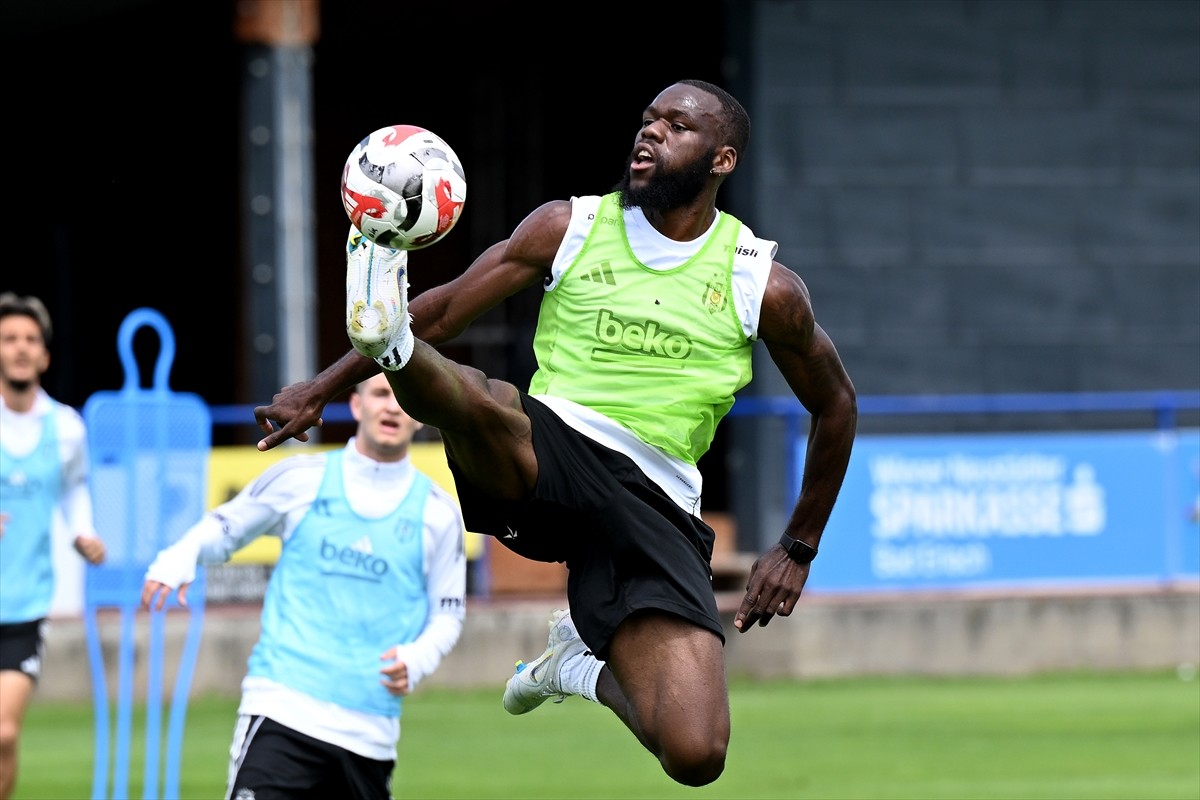 Beşiktaş, Avusturya'da Wiener Neustadt'a bağlı Bad Erlach kasabasında devam eden yeni sezon...