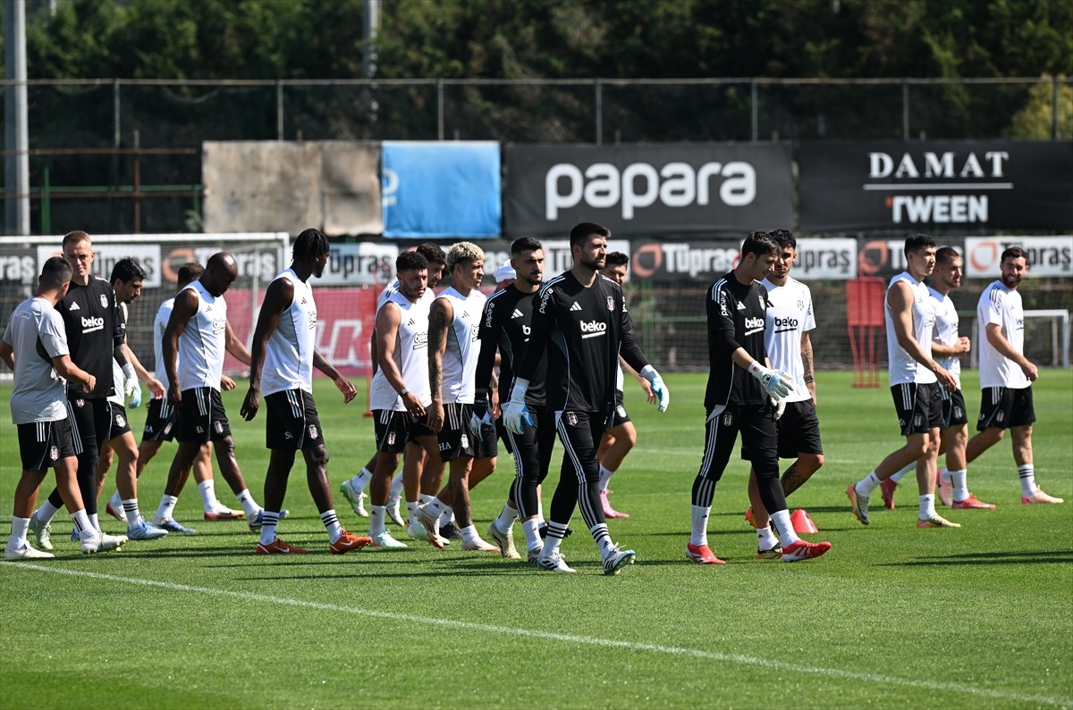 Beşiktaş, UEFA Avrupa Ligi 2. eleme turu ilk maçında yarın Ukrayna temsilcisi Shakhtar Donetsk ile...