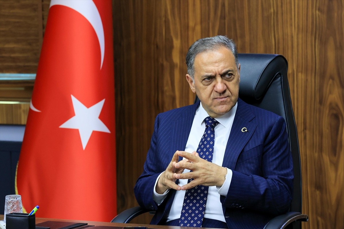 Bingöl Valisi Ahmet Hamdi Usta, Gençlik ve Spor İl Müdürlüğüne bağlı Yurt Hizmetleri Müdürlüğünün...