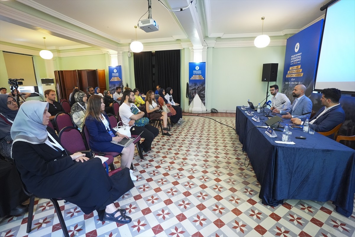 Boğaziçi Üniversitesi Hukuk Fakültesi tarafından ikincisi düzenlenen ve Anadolu Ajansının global...