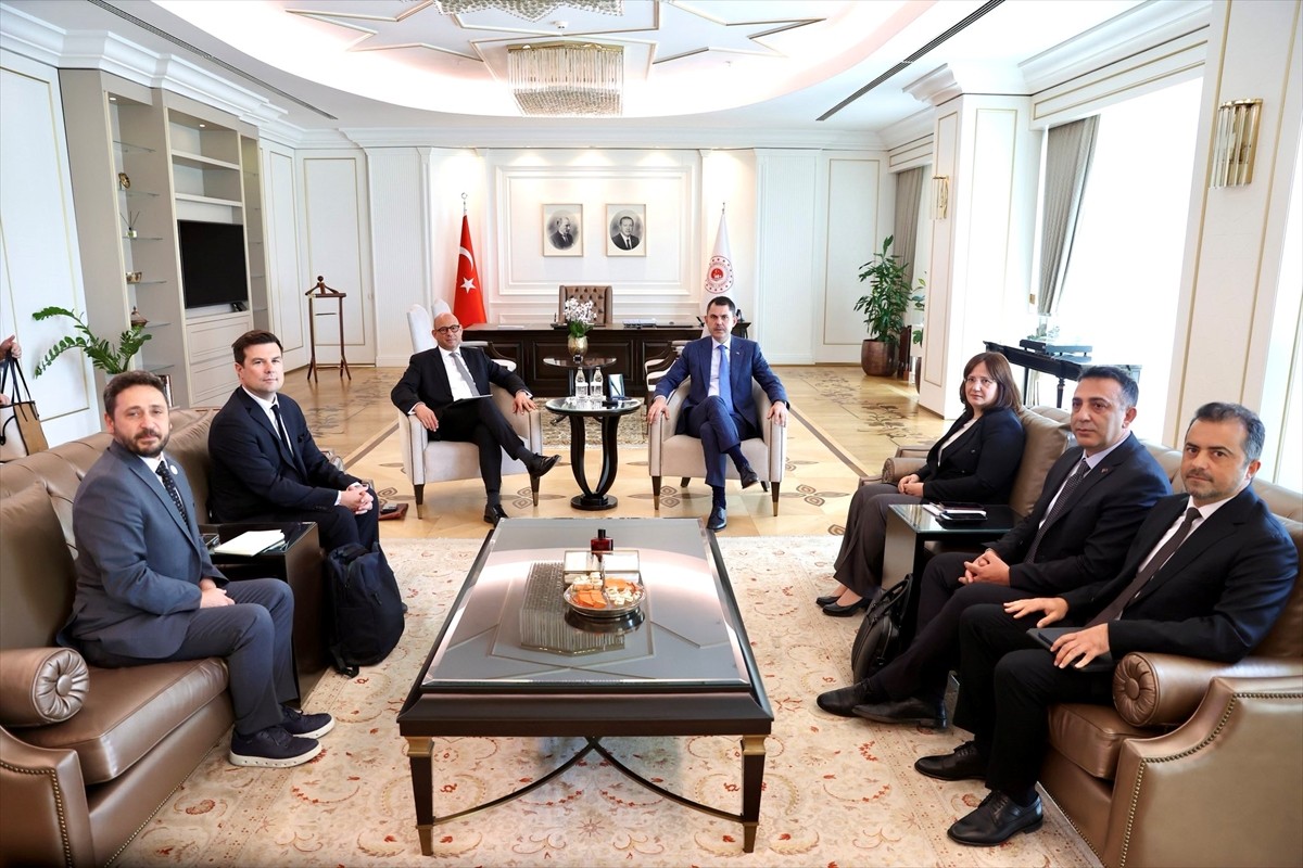 Çevre, Şehircilik ve İklim Değişikliği Bakanı Murat Kurum (sağ 4), BM İklim Değişikliği Çerçeve...