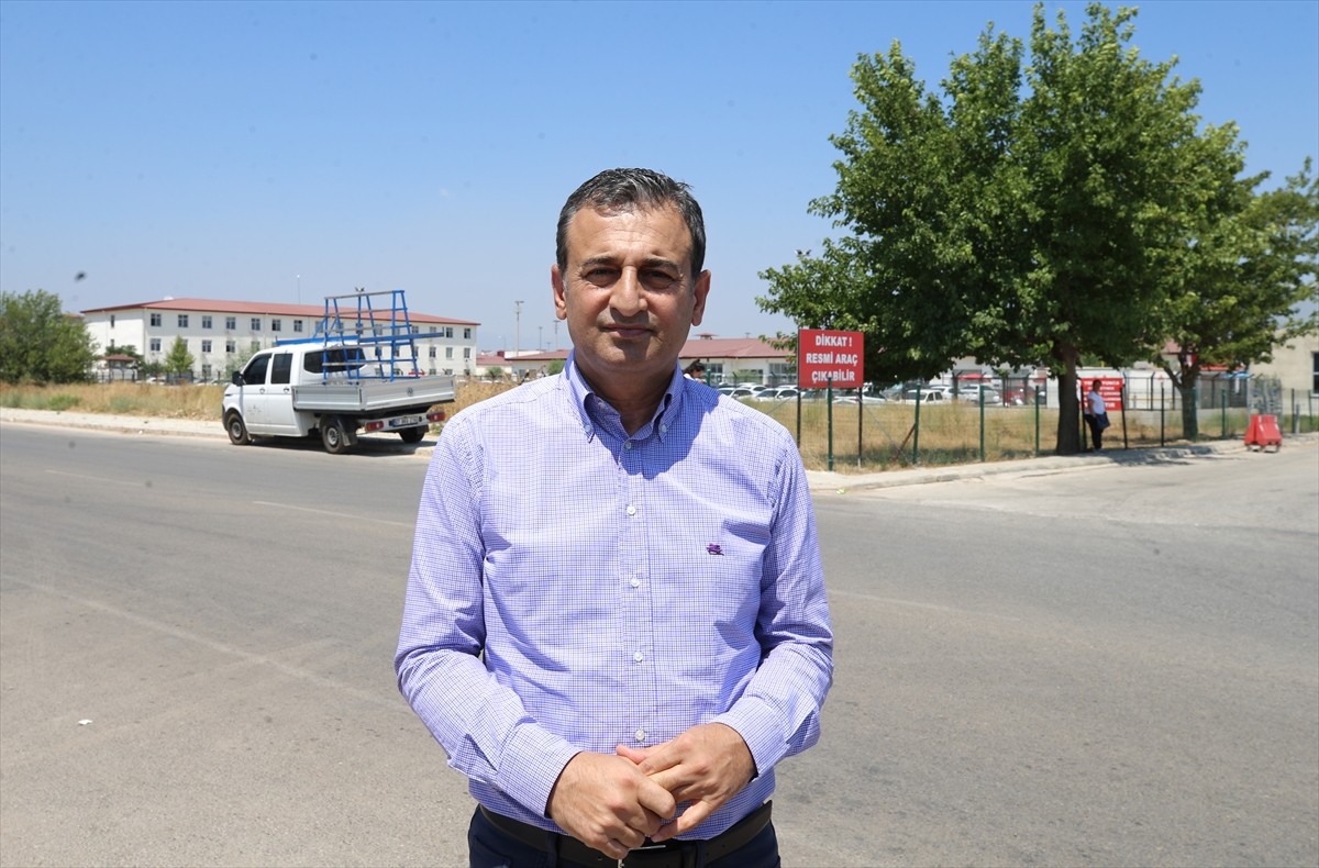 CHP Genel Başkan Yardımcısı Burhanettin Bulut, "rüşvet" soruşturması kapsamında tutuklanan ve...