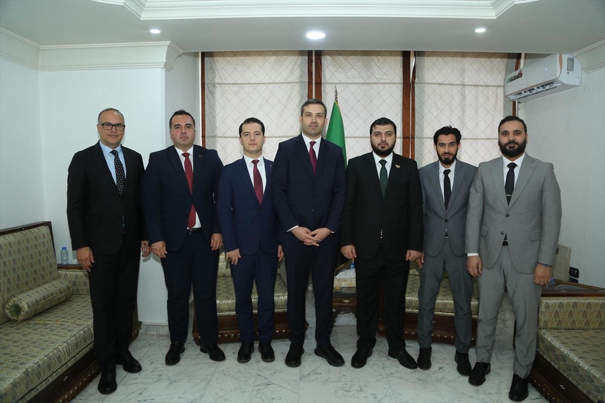 Cumhurbaşkanlığı İletişim Başkanlığı heyeti, Suriye Enformasyon Bakanlığını ziyaret ederek...