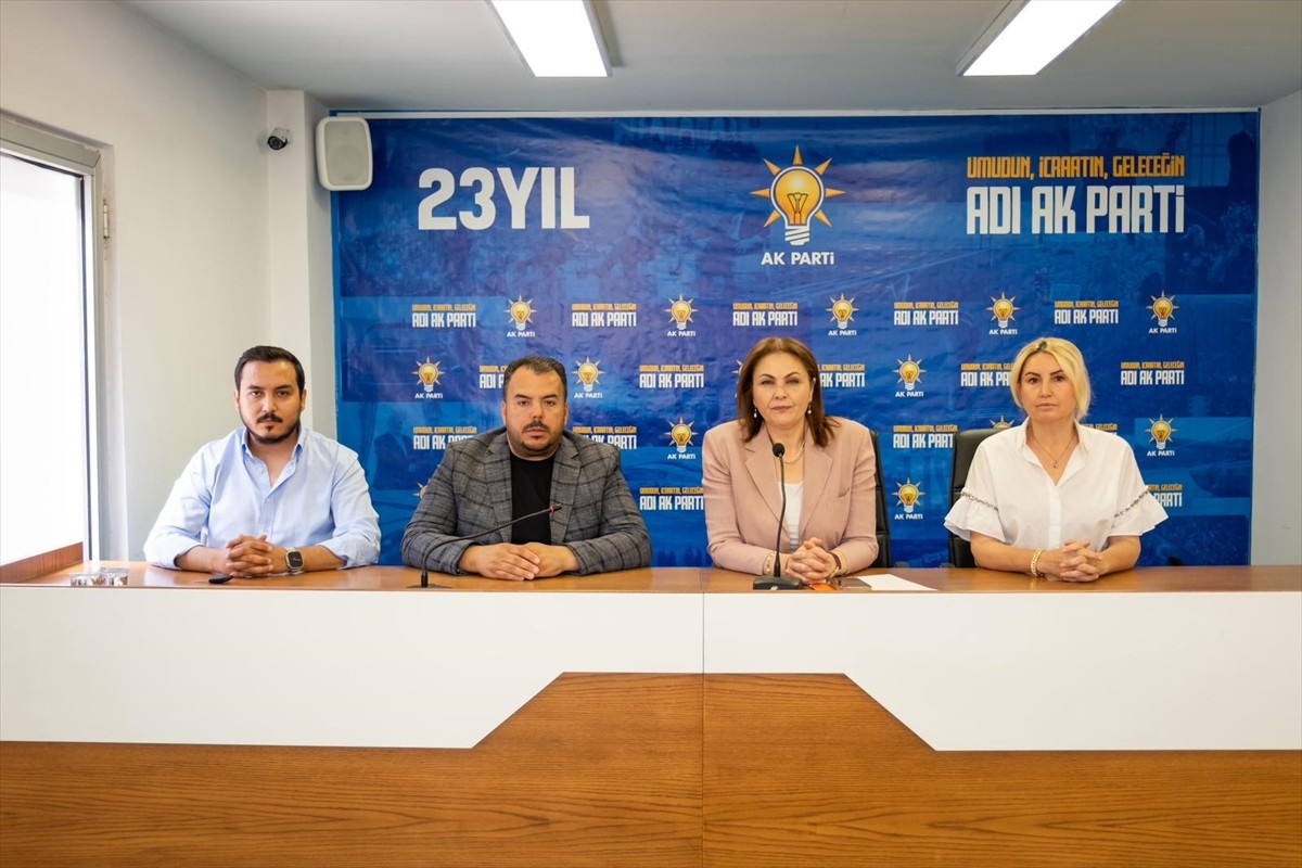 Edirne, Kırklareli ve Tekirdağ'da AK Parti teşkilatlarınca "Terörsüz Türkiye" sürecine ilişkin...