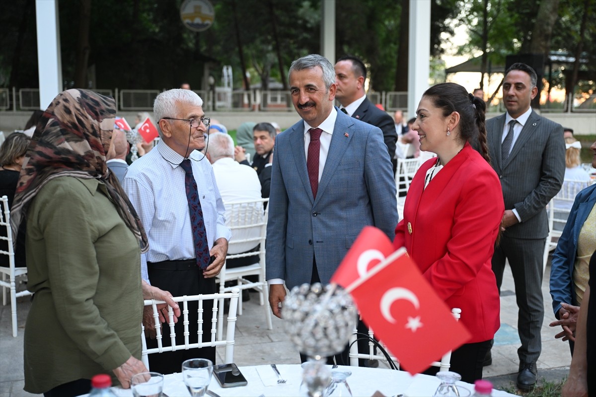 Edirne Valisi Yunus Sezer, 15 Temmuz Demokrasi ve Milli Birlik Günü etkinlikleri kapsamında şehit...