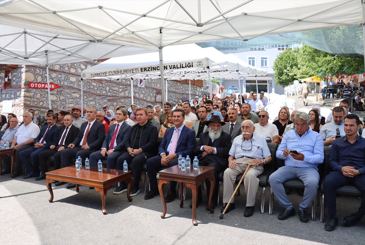 Erzincan’ın Kemaliye ilçesi Ocak köyünde "Hıdır Abdal Sultan’ı anma ve Birlik Cemi" töreni...