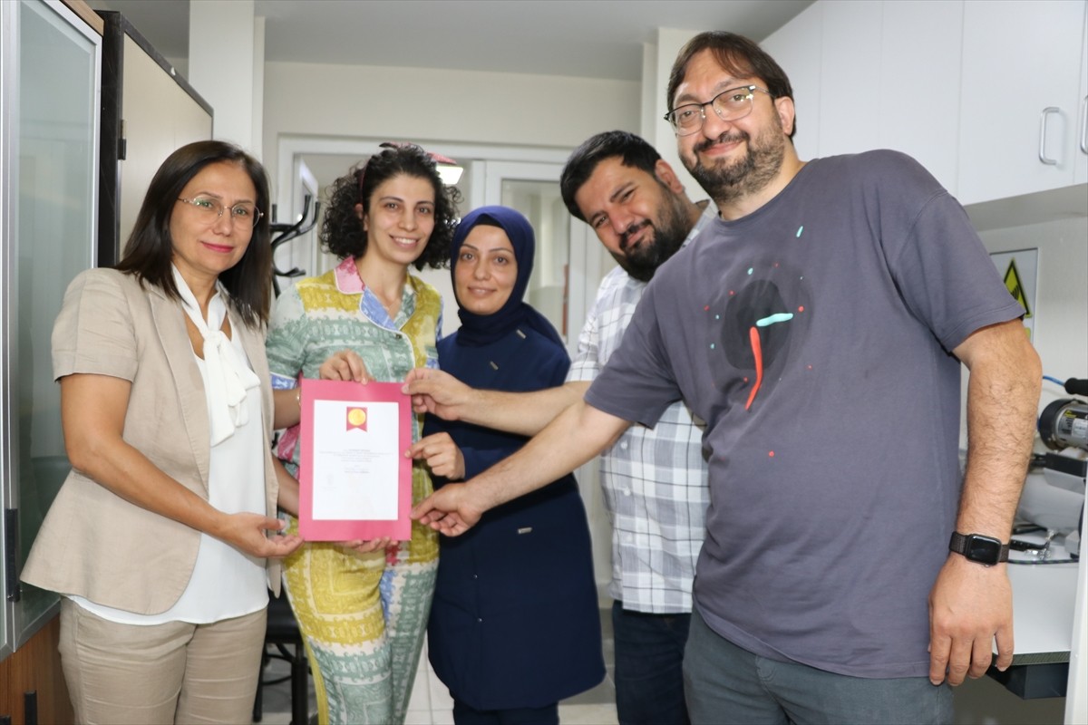 Erzurum'da yoğun bakımda oksijen tedavisi gören hastaların uyumalarını engelleyip kanda...