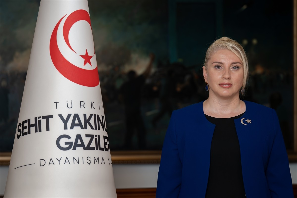 Fetullahçı Terör Örgütü'nün (FETÖ) 15 Temmuz 2016'daki darbe girişiminde eşi ve babası şehit, iki...